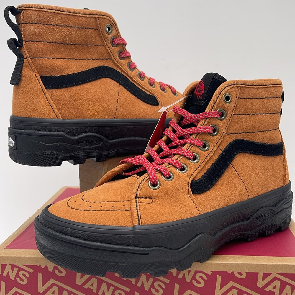 Vans WMNS Sentry Sk8-Hi Hiker Suede Brown/Black
VN0A5KY5Y49 Sneakers - Picture 9 of 16